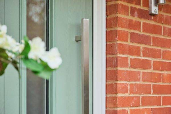 Biophilic Entryways: Bringing the 2026 “Garden Oasis” to Your Front Door