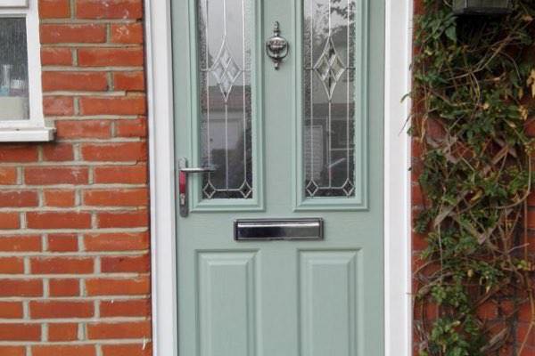 Installation – Aspire Bifolds Limited – Etna – Braintree